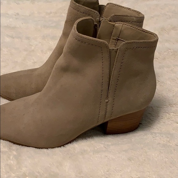 Aldo Boots - Picture 3 of 7